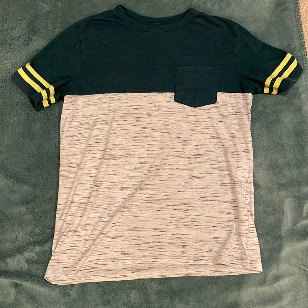 Stylish Green & GrayT-Shirt with pocket, yellow stripe arm trim.  YL